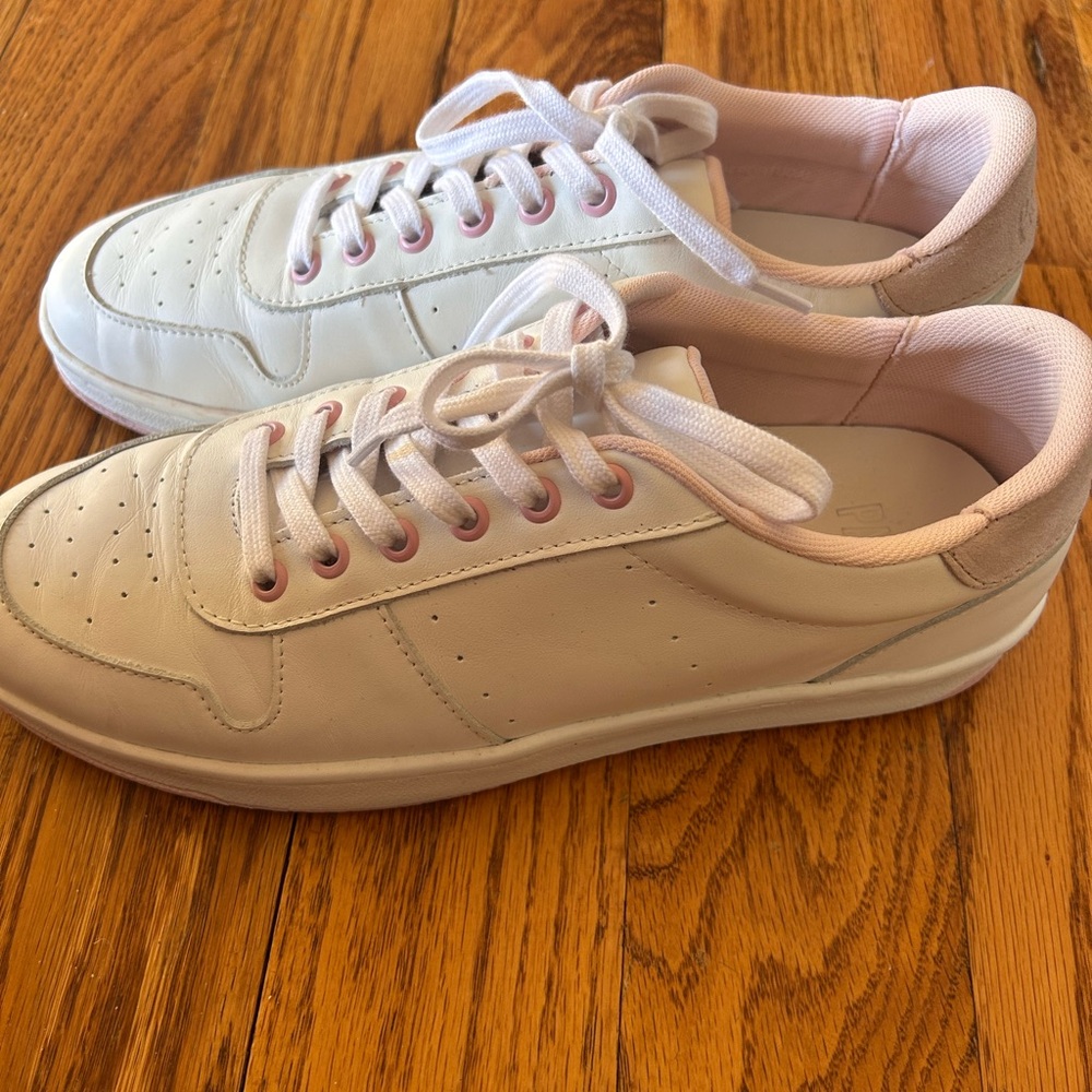 PAIGE Remy White and Pink Leather Sneakers size 10